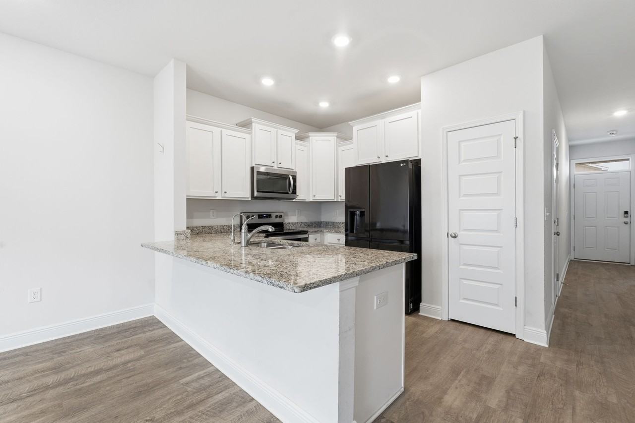 1678 Caleigh Ct #1 - Photo 5 of 16