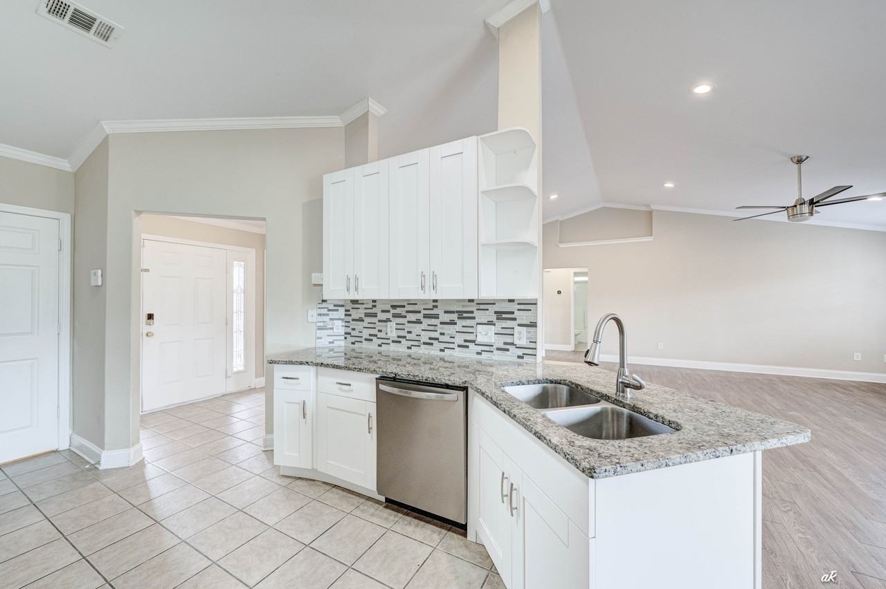 5419 Blue Dog Rd #1 - Photo 5 of 11