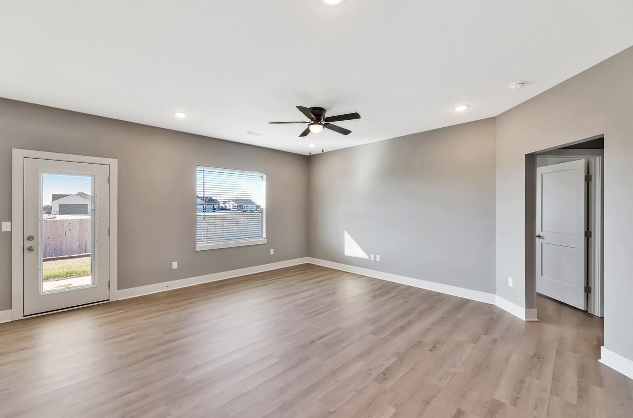4579 S Doris Ct #1 - Photo 4 of 24