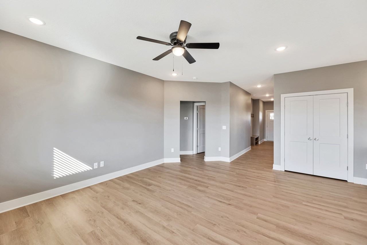 4579 S Doris Ct #1 - Photo 5 of 24