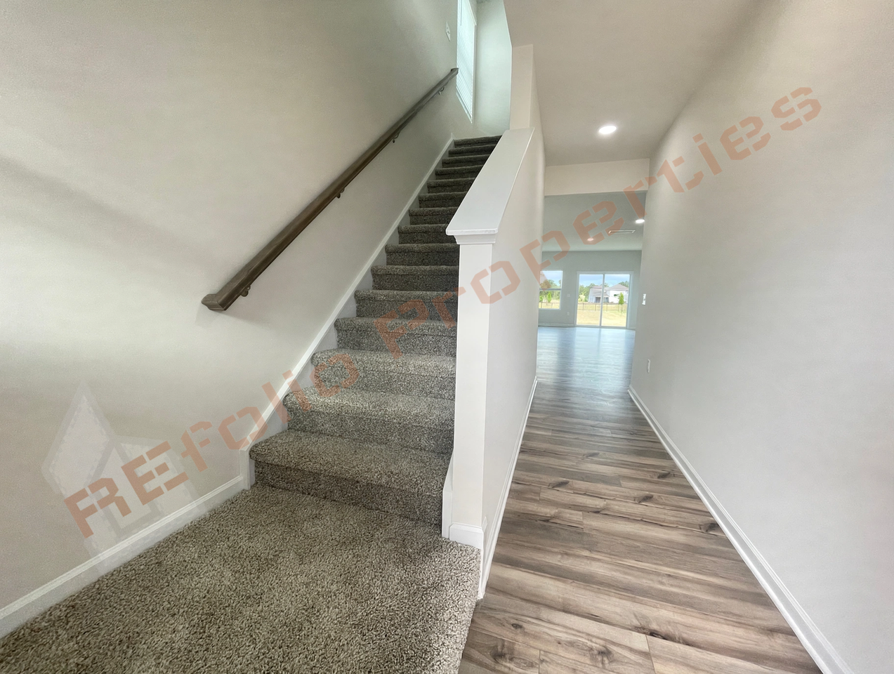 127 Tourmaline Hill Dr - Photo 2 of 34