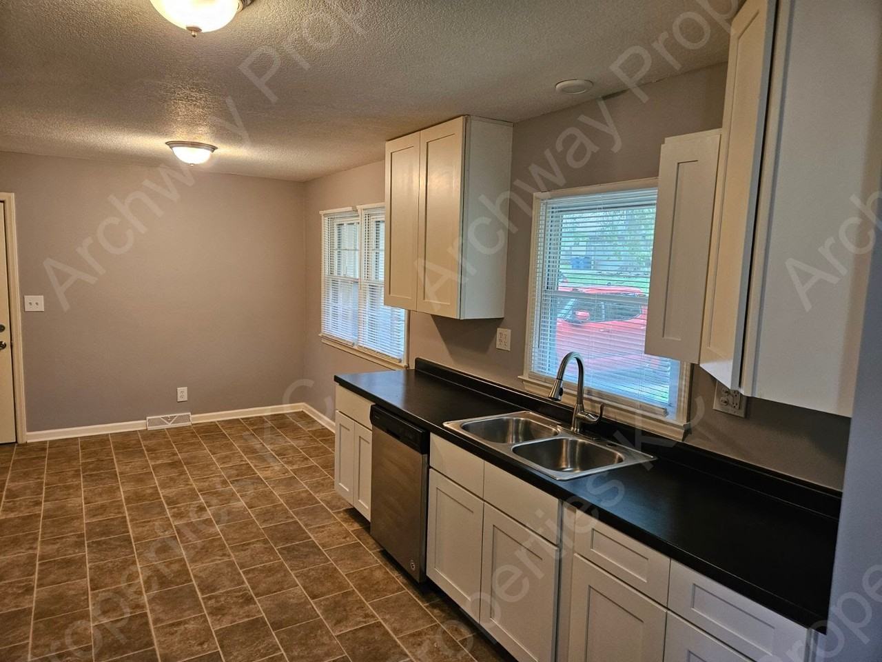 7508 Maple Ln #NA - Photo 4 of 14