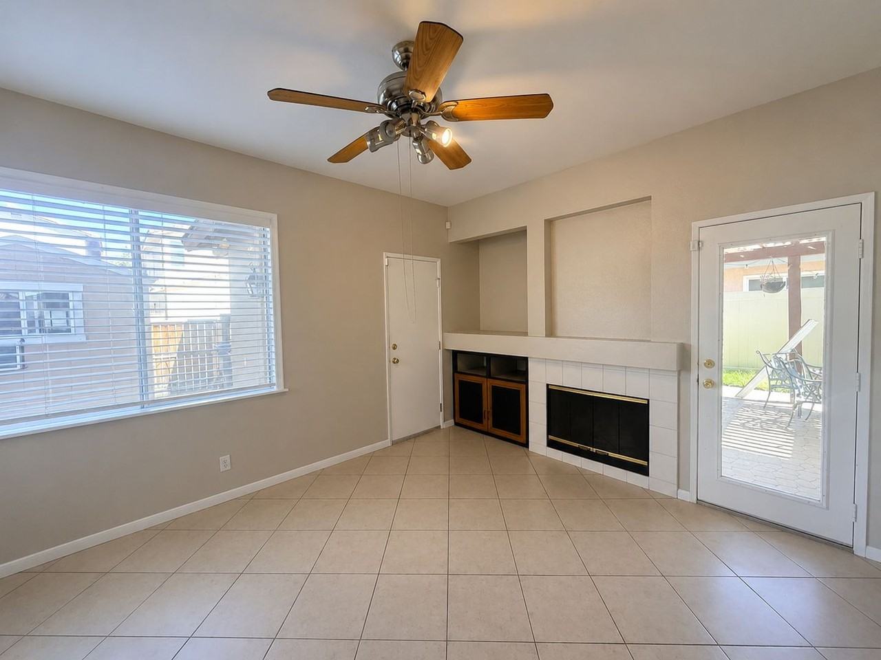 39540 June Rd - Photo 4 of 26