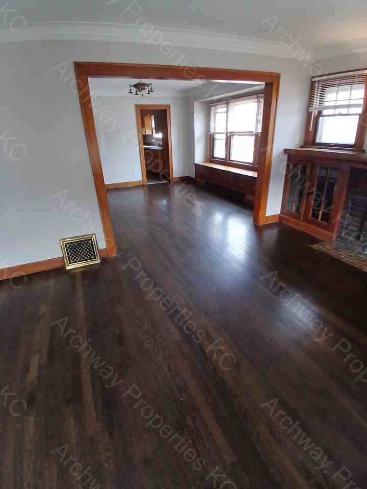 1900 Grandview Blvd #NA - Photo 5 of 18