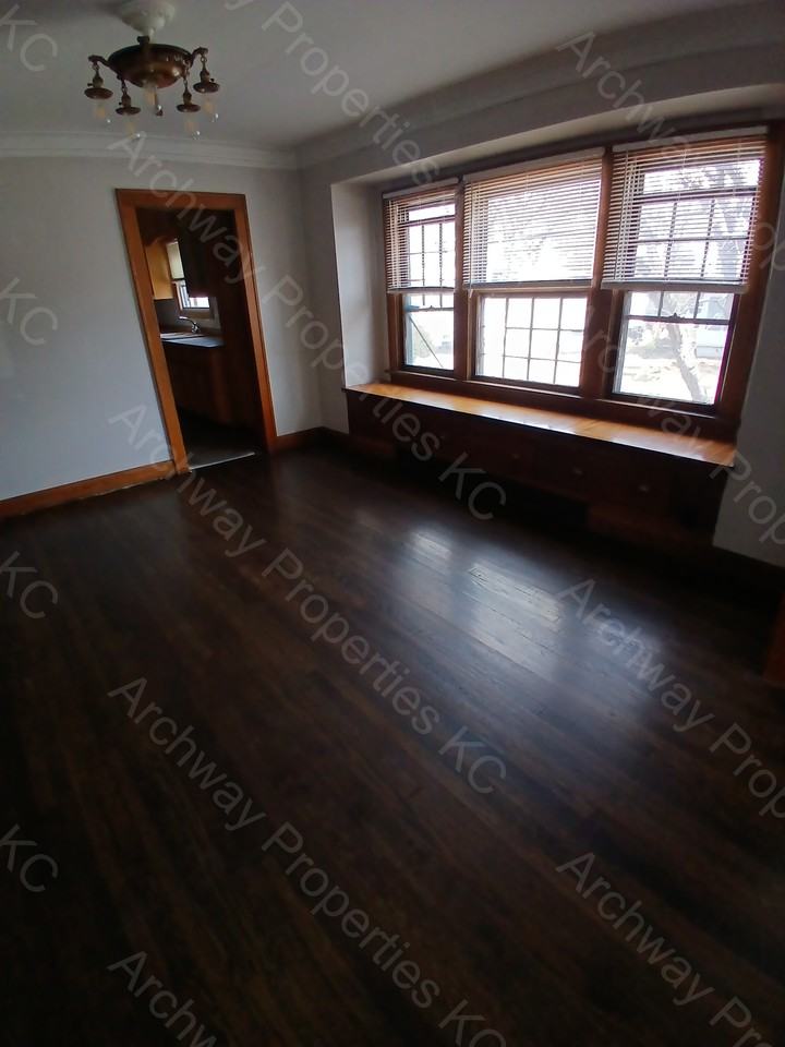 1900 Grandview Blvd #NA - Photo 6 of 18