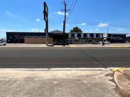 featured image of 605 N Gray St