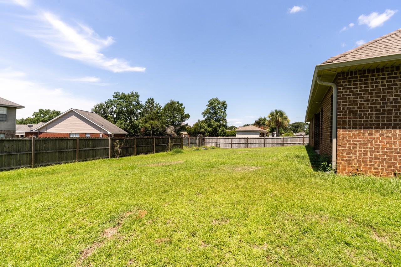 8095 Vane Ct #1 - Photo 3 of 17
