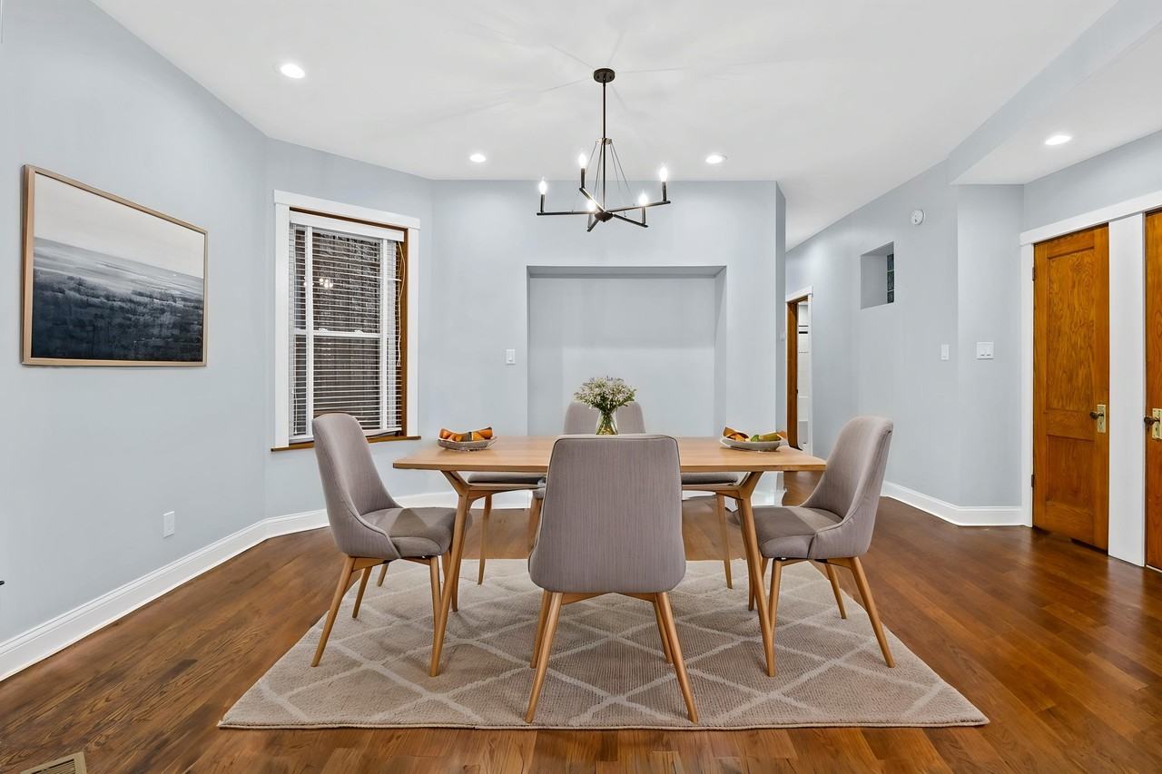 915 W Newport Ave #1 - Photo 6 of 17