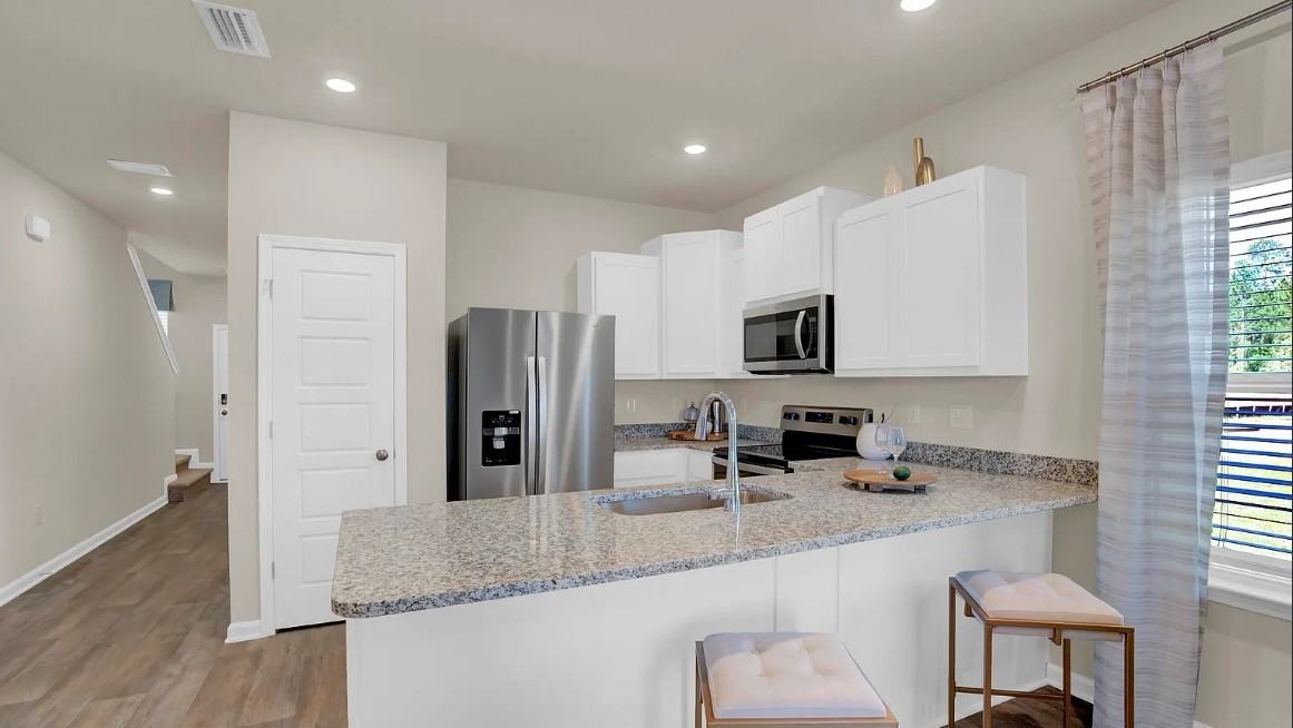4148 Lost Bay Dr #1 - Photo 4 of 30