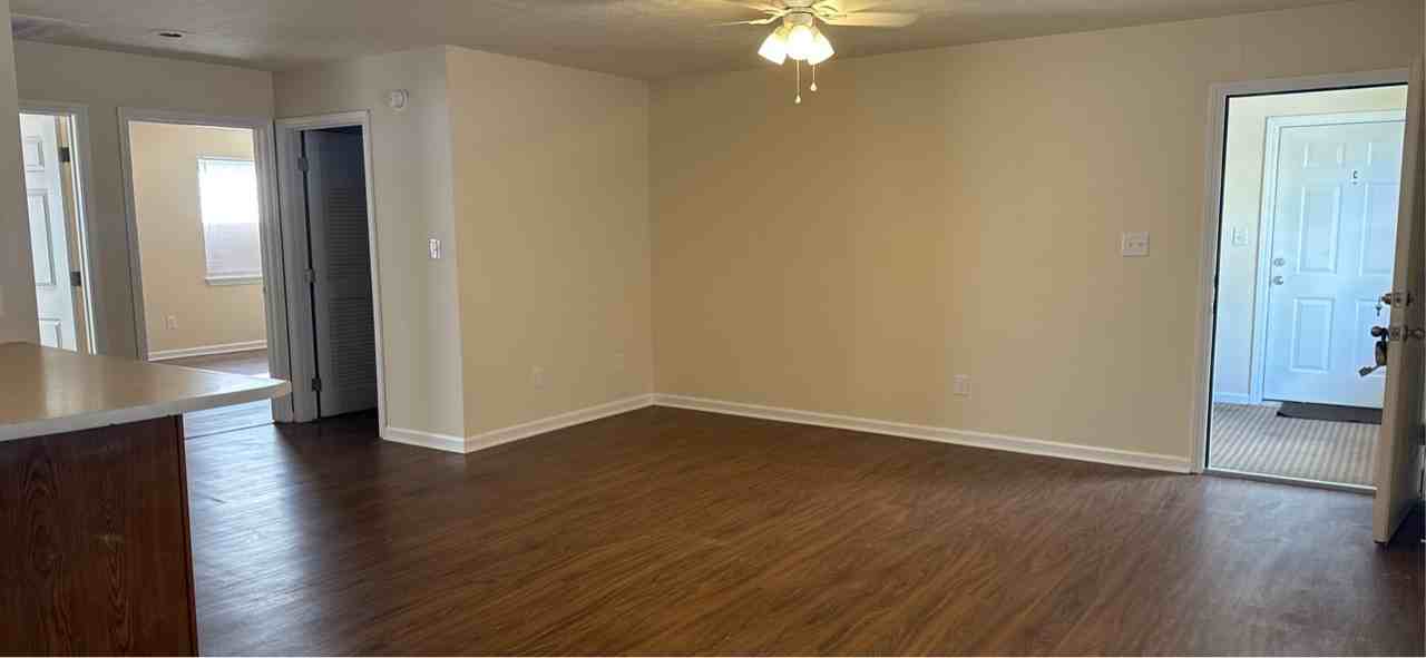 1618 Mcintosh St #D - Photo 3 of 19
