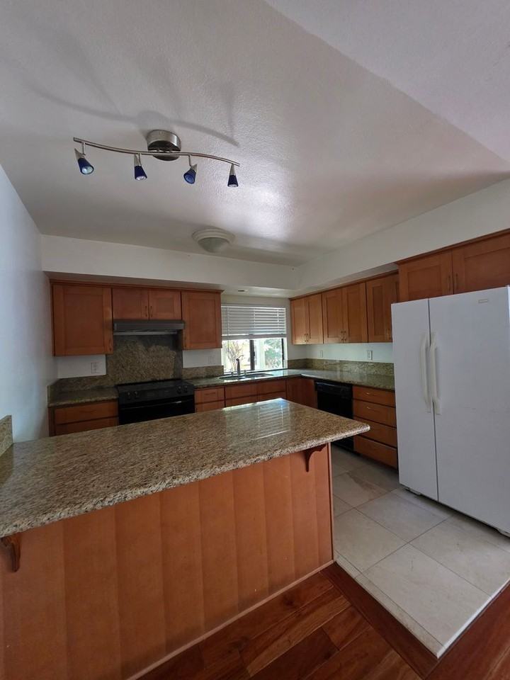 3837 Camino Lindo - Photo 4 of 12