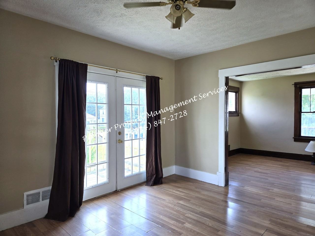 407 Bridge St #1 - Photo 6 of 16