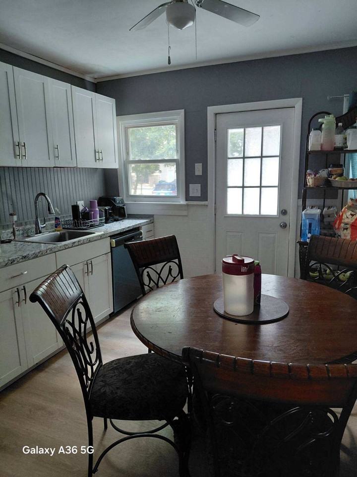 16 C St #16 - Photo 2 of 8