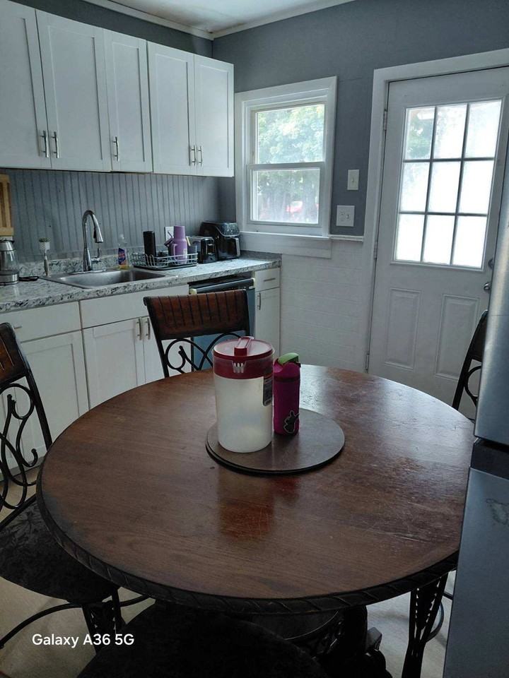 16 C St #16 - Photo 3 of 8
