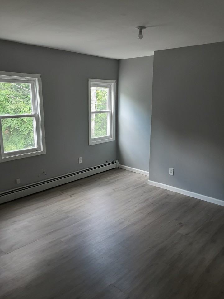 140 Berme Rd #2 - Photo 2 of 7