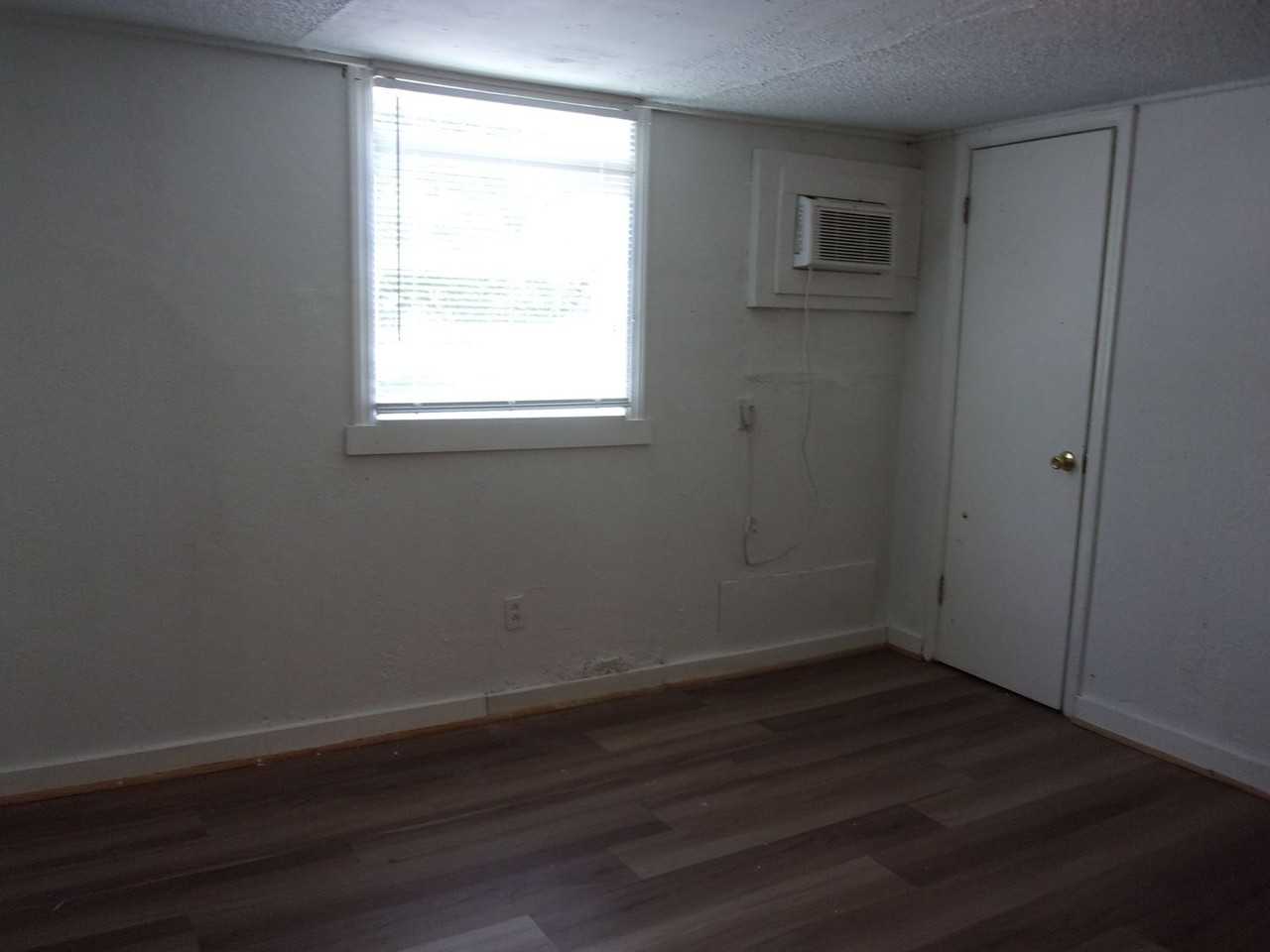 1331 Spanish Villa Ln #D - Photo 6 of 8