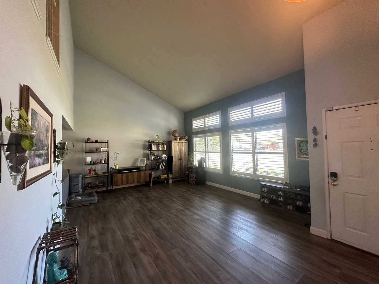 420 Nancy Dr - Photo 4 of 25
