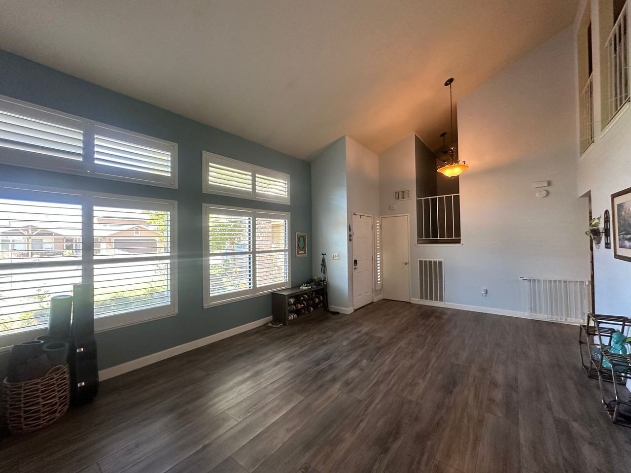 420 Nancy Dr - Photo 6 of 25