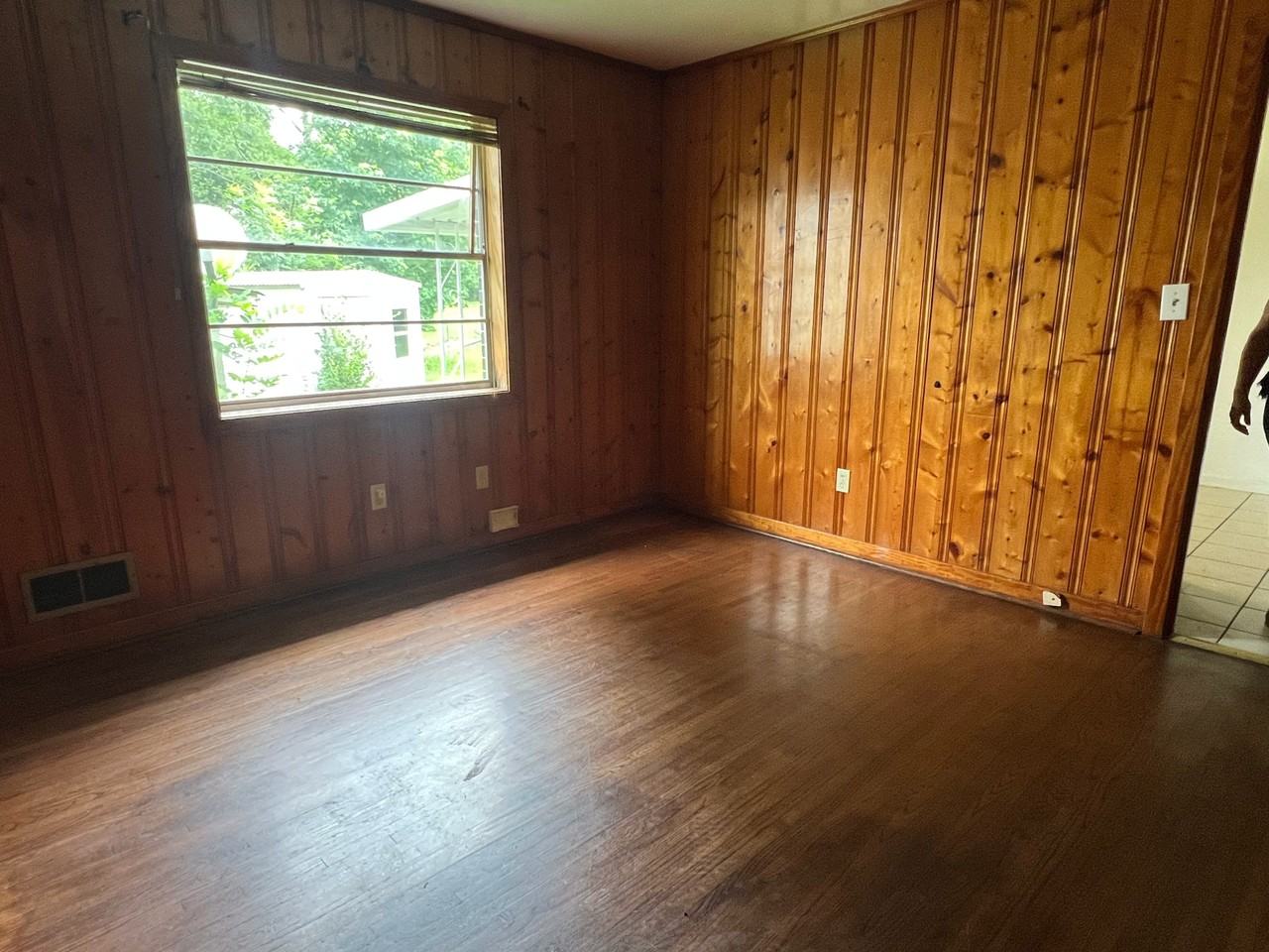 512 Sunhill Rd Nw #1 - Photo 3 of 14