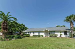 featured image of 5601 Bob O Link Rd #1