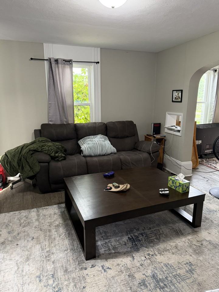 37 E Columbia St #A - Photo 6 of 10