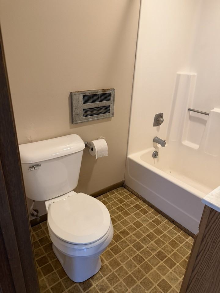 216 2nd Ave #1 - Photo 5 of 18