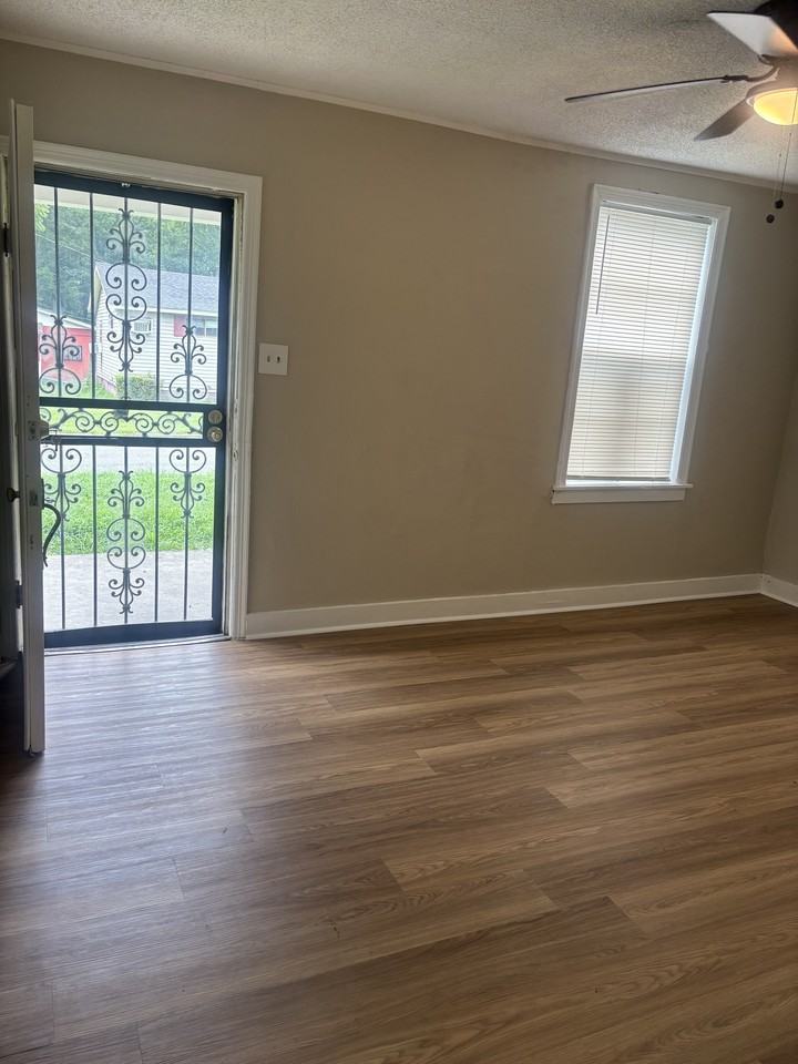 375 Joubert Ave #1 - Photo 2 of 13