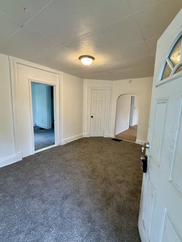 1501 Lexington Ave #1
