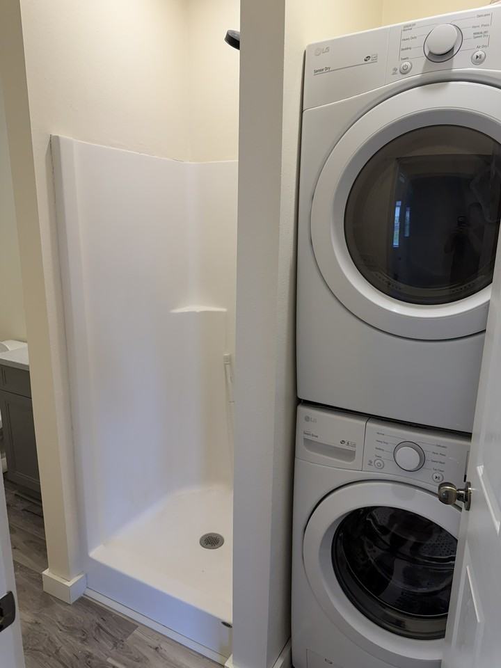 613 S Dewey St #1 - Photo 7 of 19