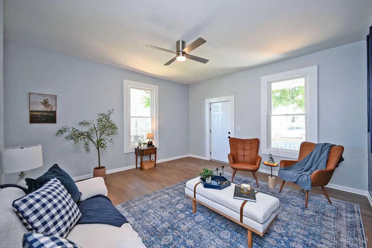 226 Congress Ave #1 - Photo 4 of 22