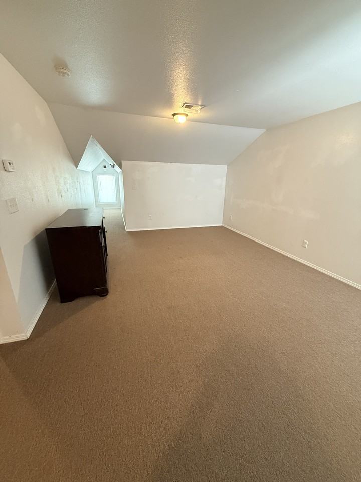 114 Rental St - 1 #15 - Photo 7 of 13