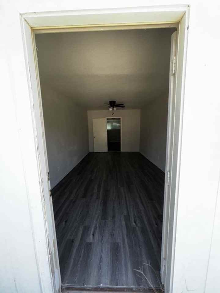 1272 Cedar Haven Ave - Photo 5 of 34