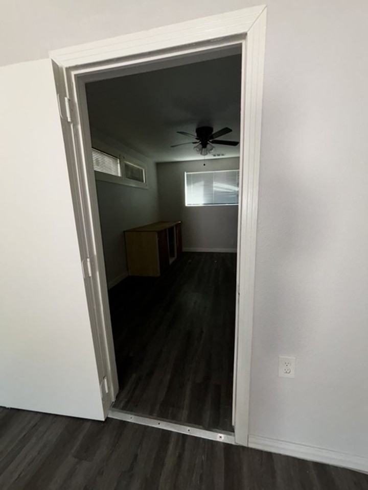 1272 Cedar Haven Ave - Photo 7 of 34