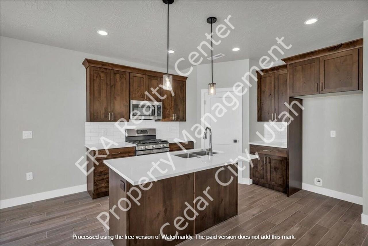 4997 N 75 E - Photo 2 of 18