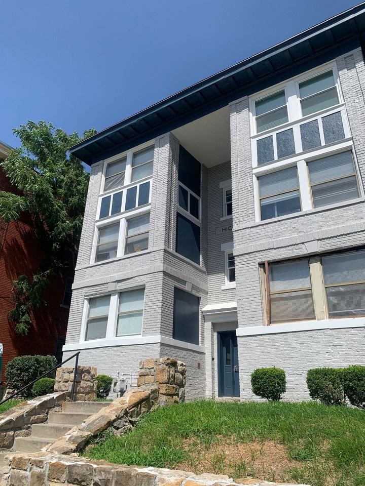 Highland Apartments/AC Equity, LLC - Photo 2 of 16