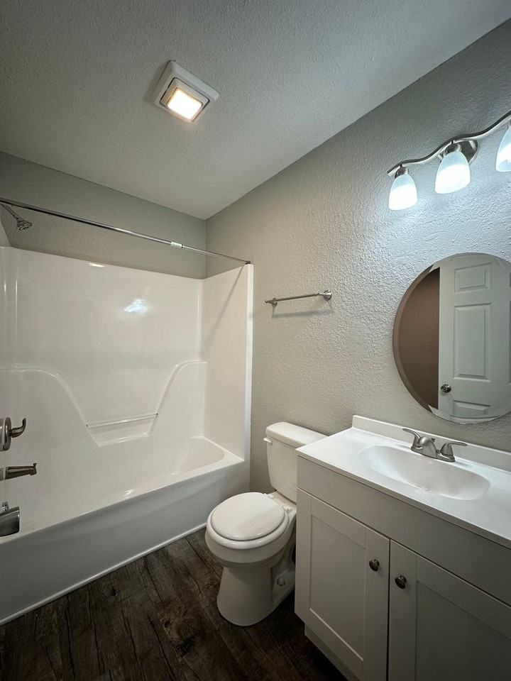 Plummer Townhomes - Photo 2 of 22