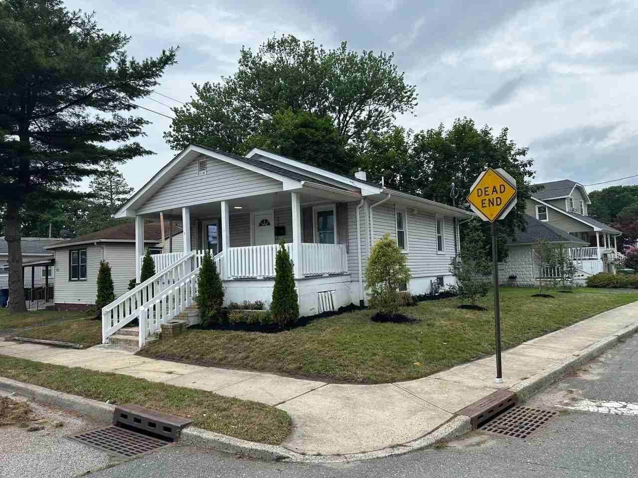 425 Drummond Ave. - Photo 2 of 44