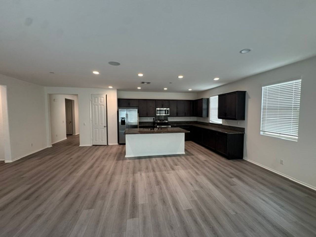 3071 Homeward St - Photo 4 of 21