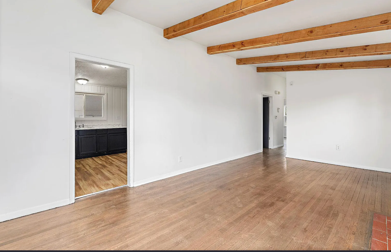 6455 Chestnut Ave - Photo 4 of 16