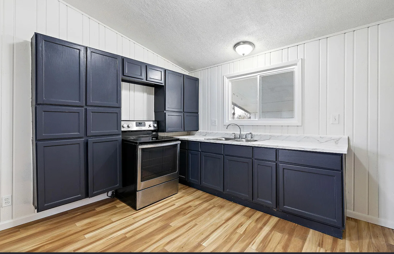 6455 Chestnut Ave - Photo 5 of 16