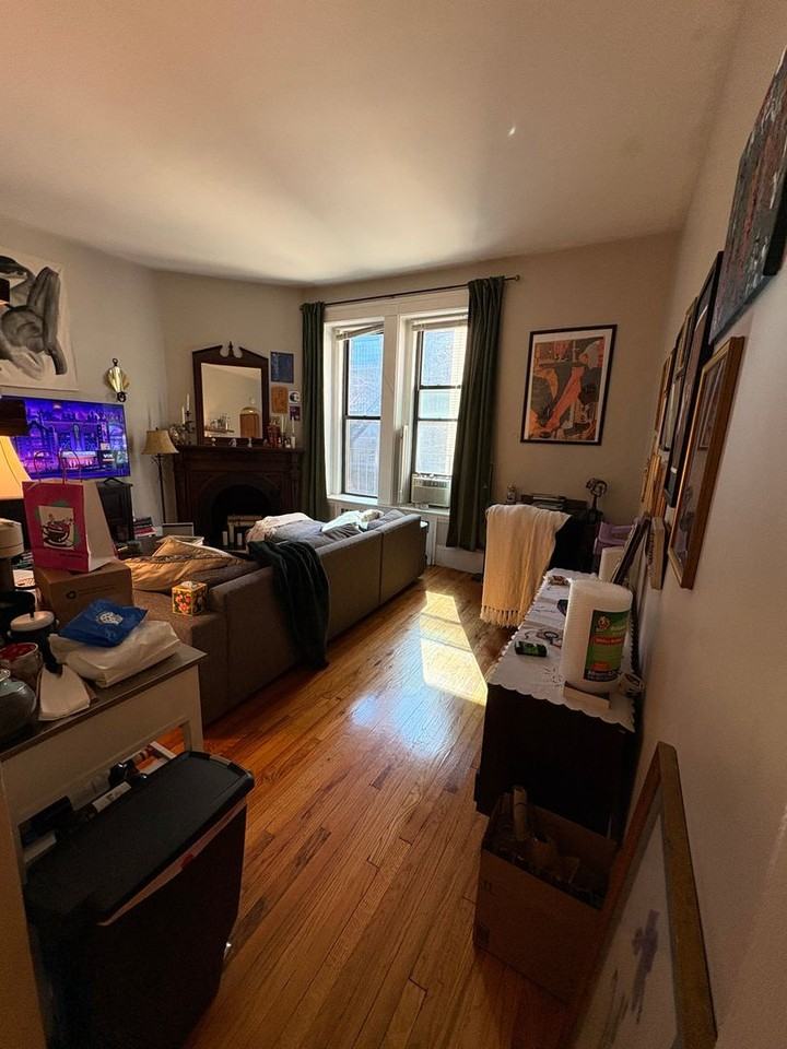 270 Dartmouth St - Photo 5 of 18