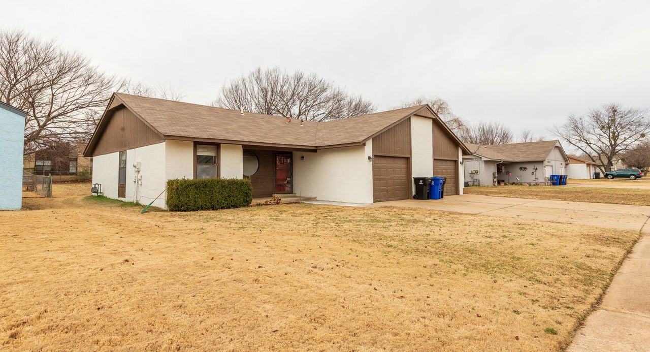 4902 S Gum Ave - Photo 5 of 50