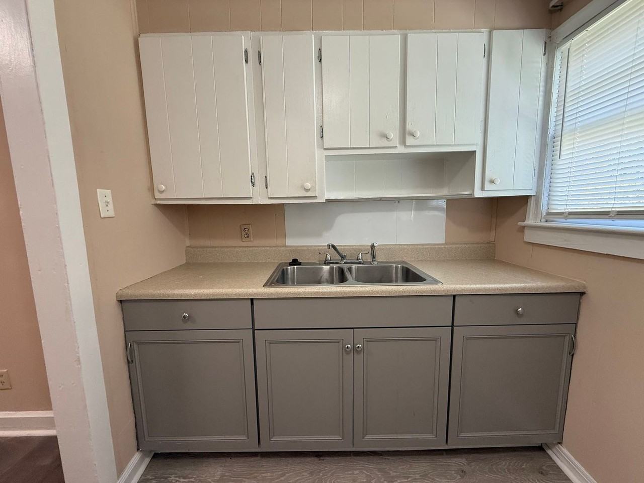 1343 Steed St - Photo 6 of 17
