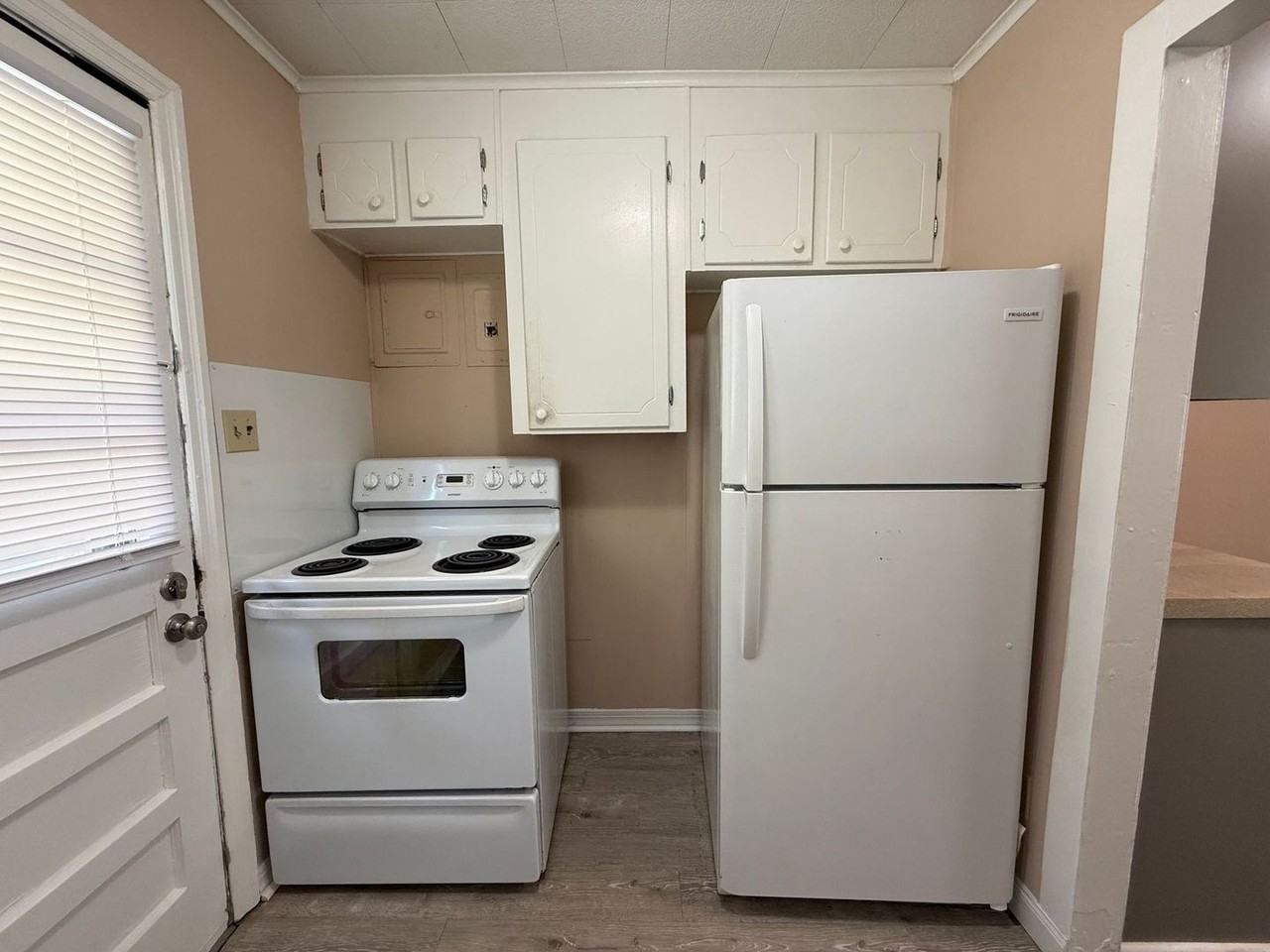1343 Steed St - Photo 7 of 17
