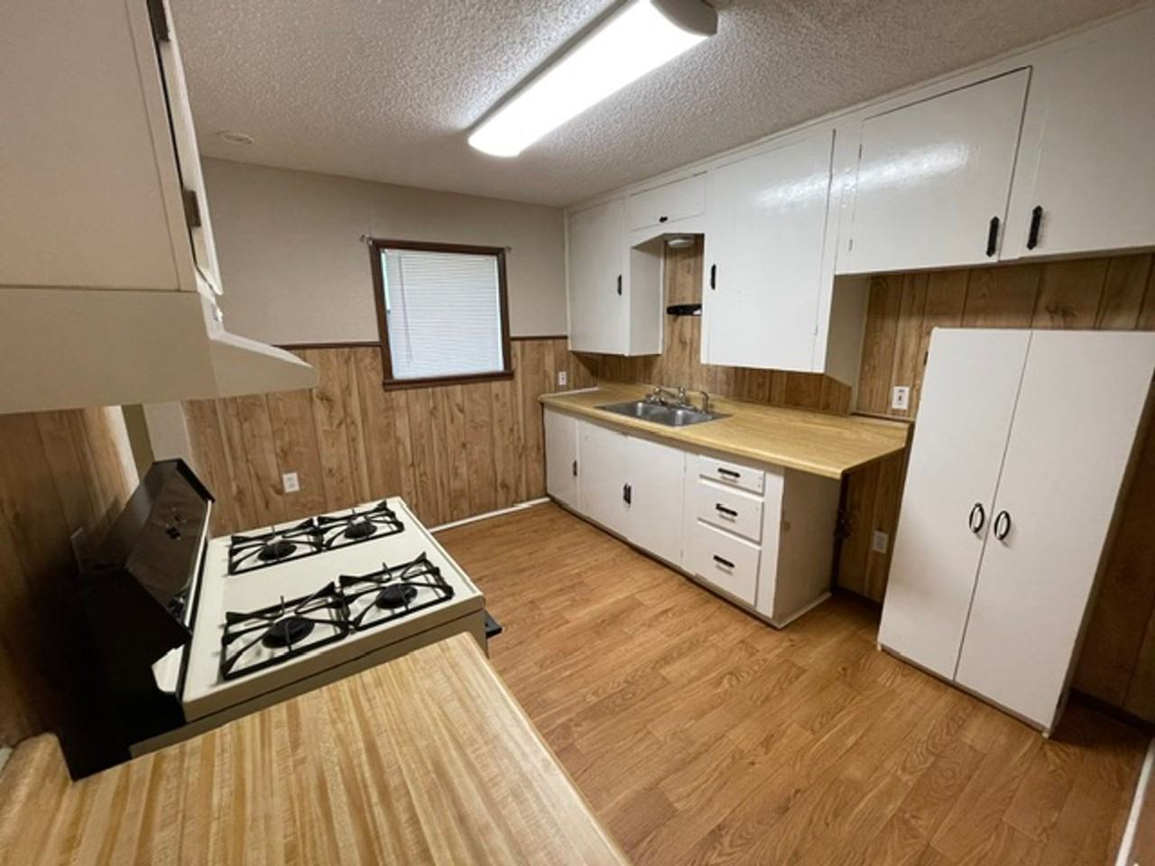 845 Rumfield Rd - Photo 7 of 20