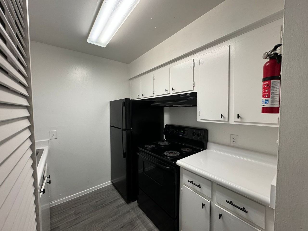 Southern Garden Apartments - Photo 3 of 6