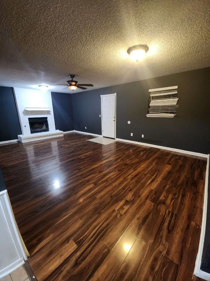 1116 Hawthorne Dr - Photo 6 of 14