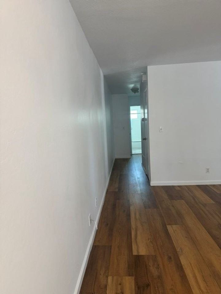 5707 Calmor Ave #4 - Photo 6 of 9