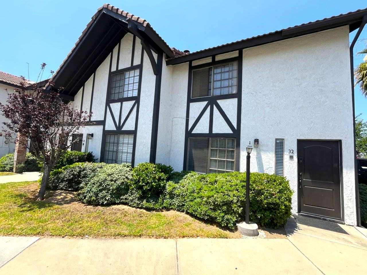 1013 W Linden St #32