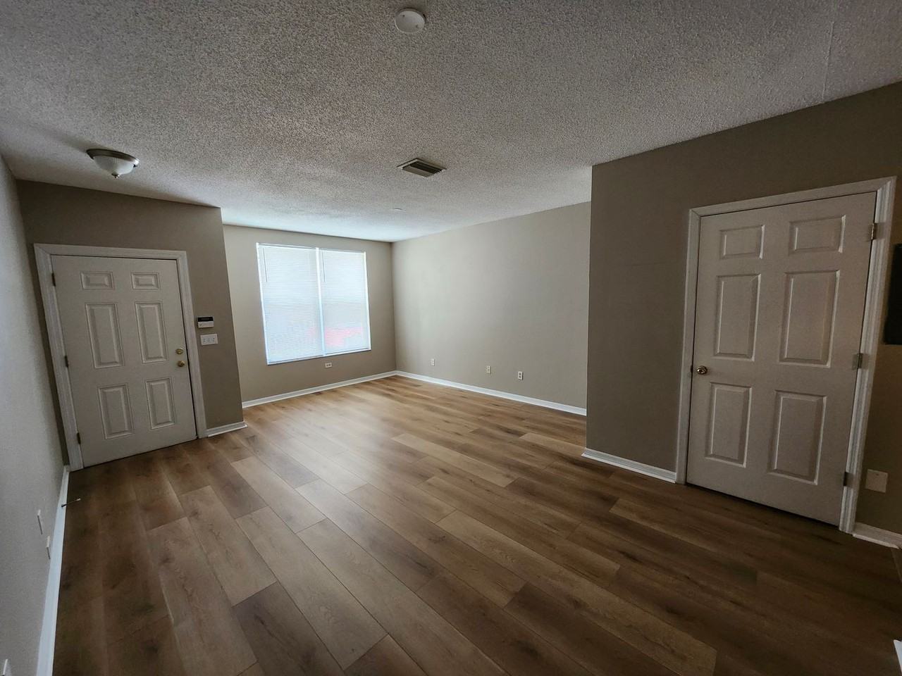 6330 Osprey Lake Cir - Photo 5 of 21